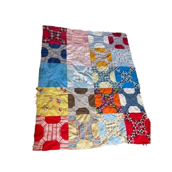 1950s-1960s VIBRANT Hand-Stitched Quilt Topper - Picture 2 of 5